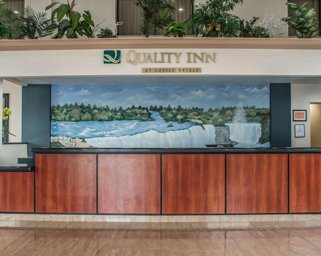 Quality Inn - Niagara Falls Blvd Екстериор снимка