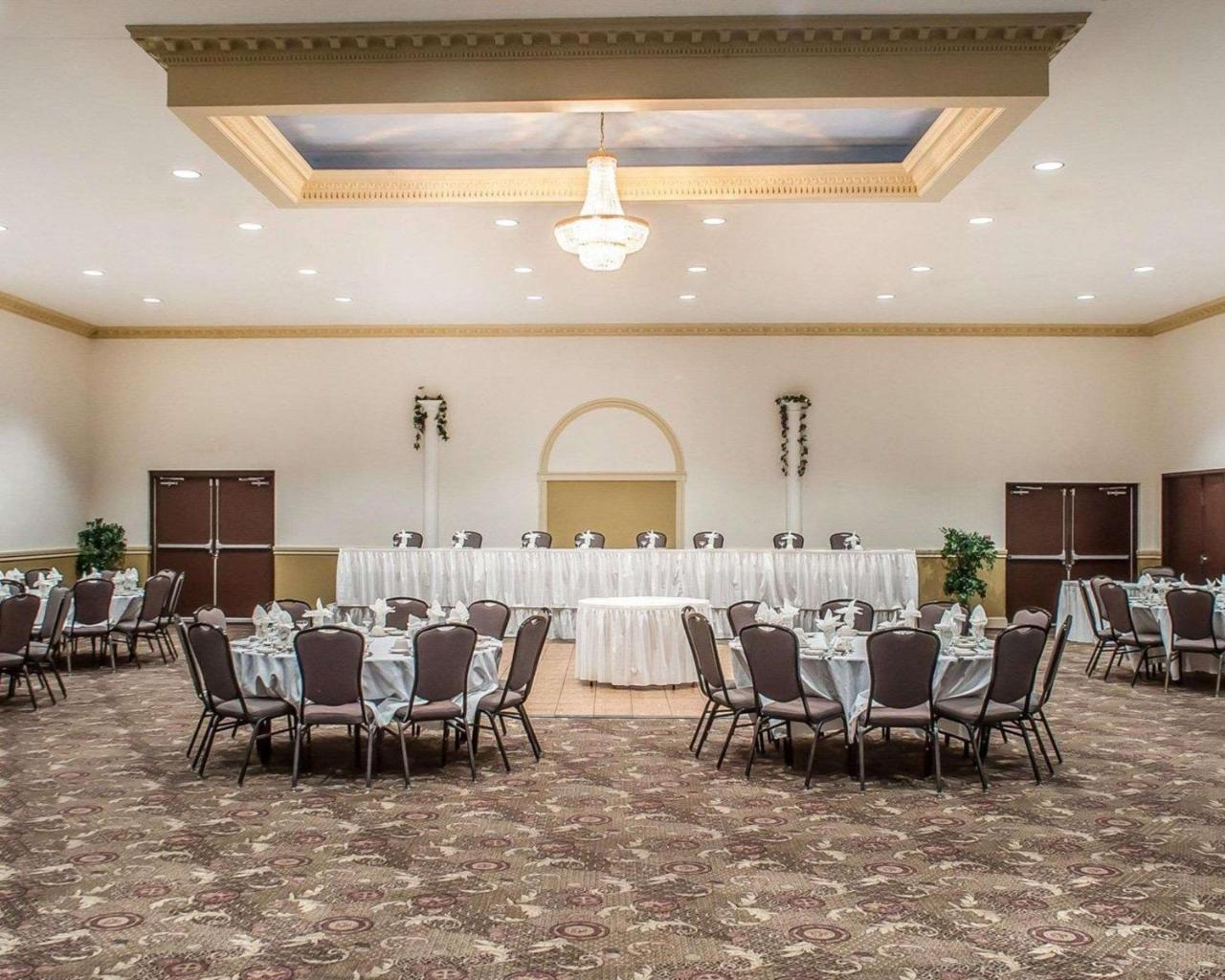 Quality Inn - Niagara Falls Blvd Екстериор снимка