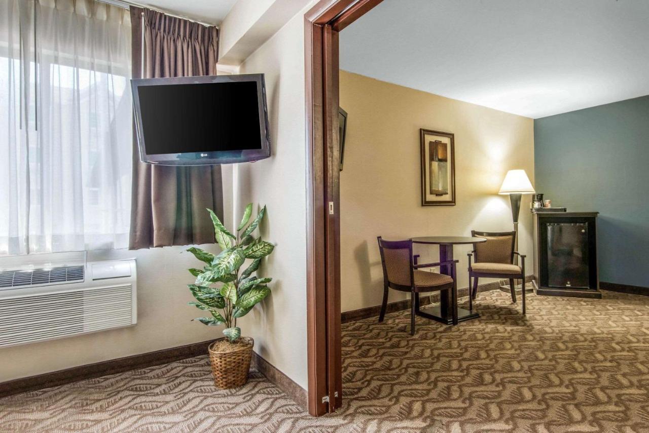 Quality Inn - Niagara Falls Blvd Екстериор снимка