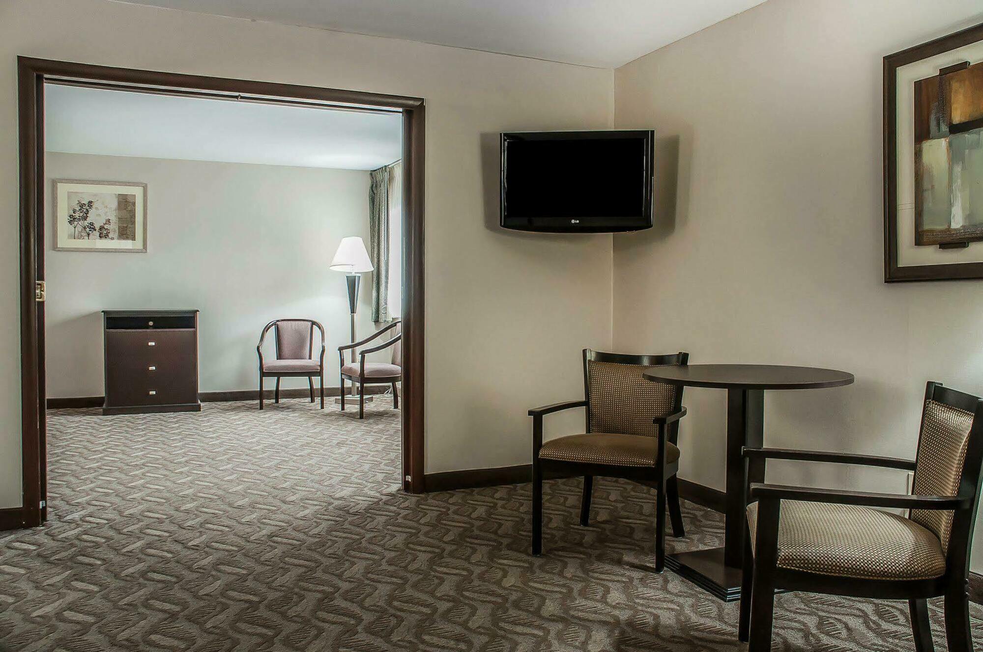 Quality Inn - Niagara Falls Blvd Екстериор снимка
