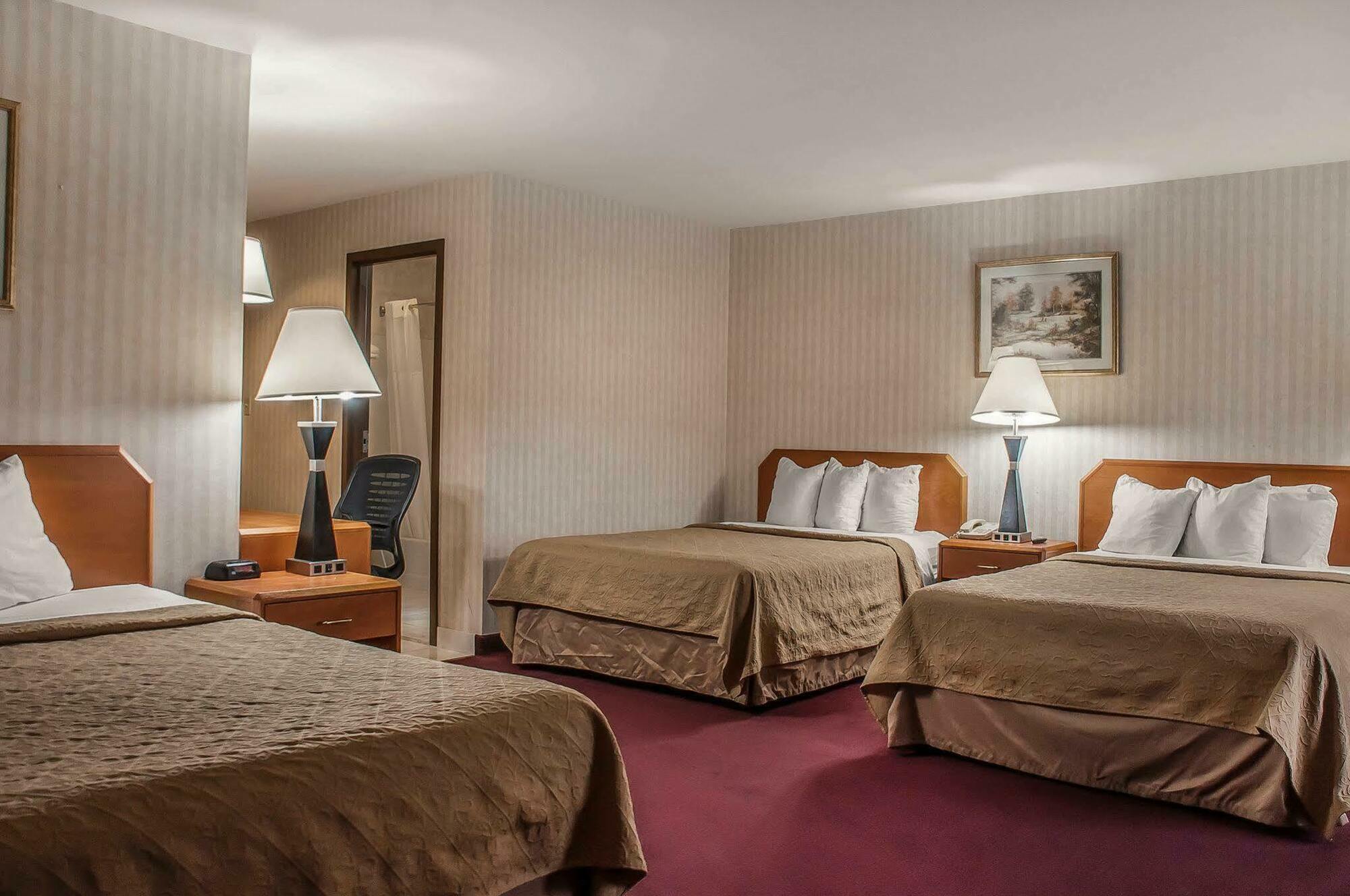 Quality Inn - Niagara Falls Blvd Екстериор снимка