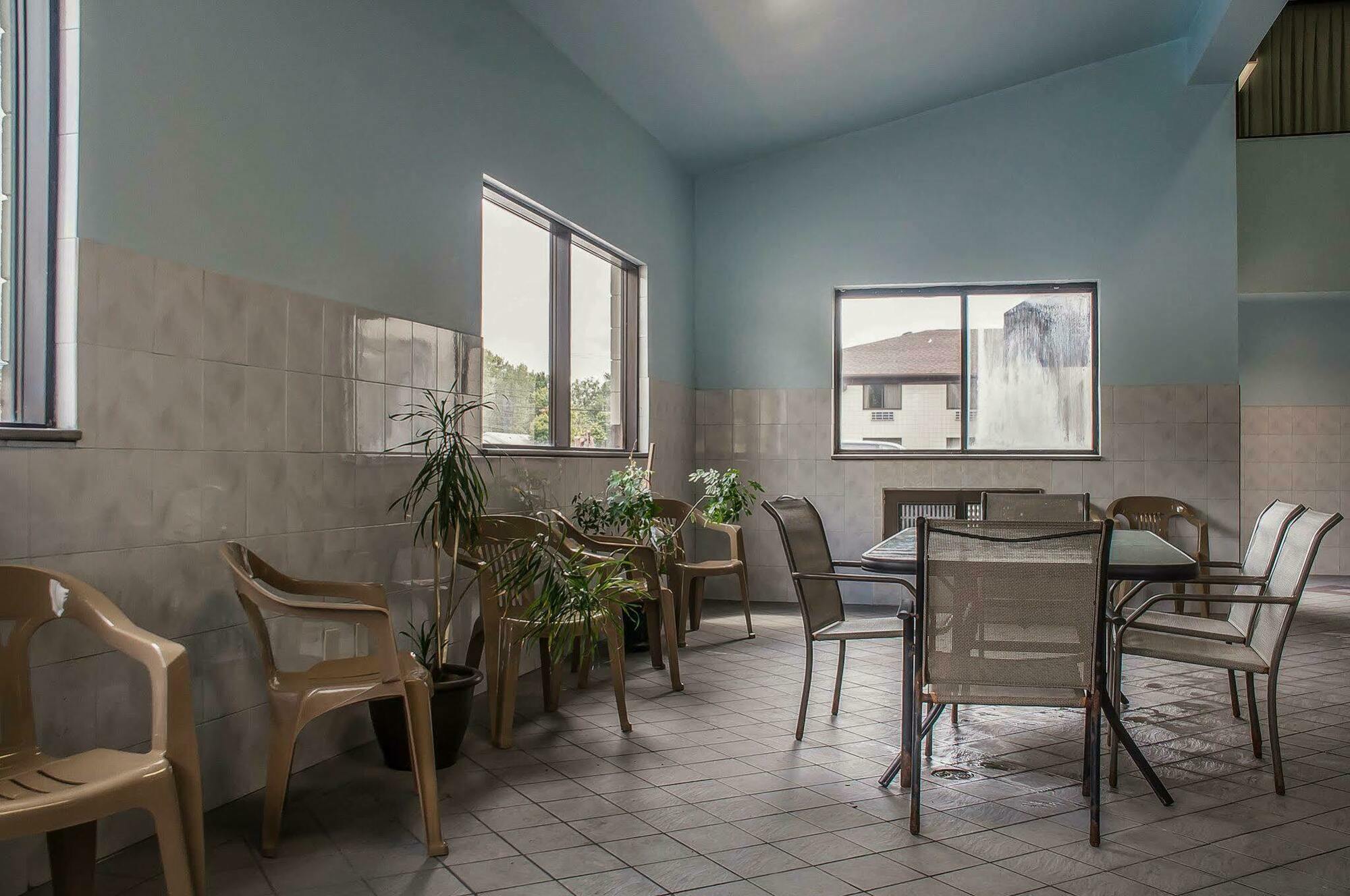 Quality Inn - Niagara Falls Blvd Екстериор снимка